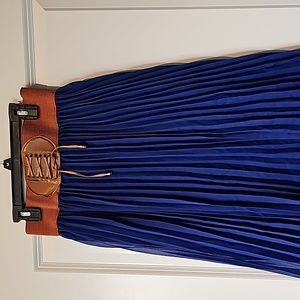 Pleated High Low Skirt. Medium
